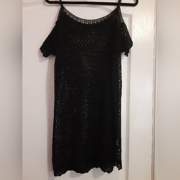 SHEIN BLACK KNIT BEACH COVER UP - Picture 3 of 4
